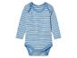 Ein gestreiftes Baby-Body mit langen Ärmeln.