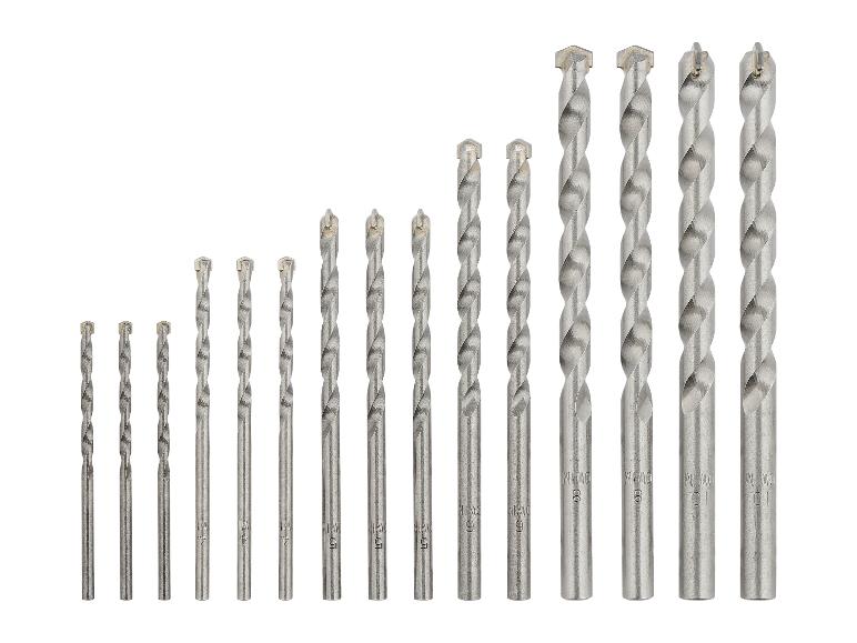 Satz Metallbohrer in verschiedenen Größen.