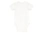 Ein weißer Baby-Body mit kurzen Ärmeln.