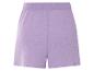 Lilafarbene Shorts mit elastischem Bund.