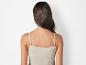 Beige Tanktop von hinten.