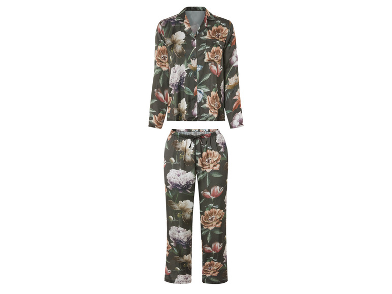 Ein grüner Pyjama mit Blumenmuster