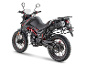 PRIKE PXA Adventure 125 ccm Motorrad in Schwarz und Rot, Rückansicht.