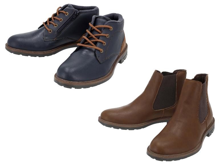 Zwei Paar Herren-Stiefeletten: dunkelblaue Schnürstiefel und braune Chelsea-Boots.
