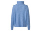 Ein hellblauer Pullover mit Rollkragen.