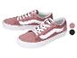 Damen-Sneaker in Rosa mit weißen Details und Schnürsenkeln.