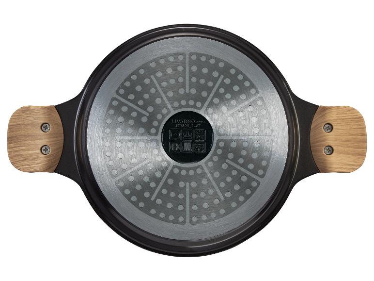 Livarno Lux Pfanne mit Holzgriffen.