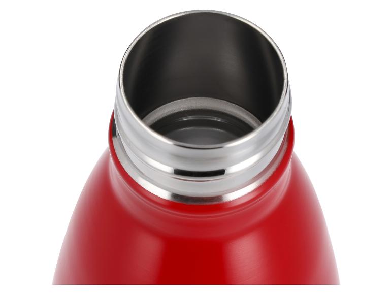 Offene rote Thermosflasche mit Metallrand und -innenraum.