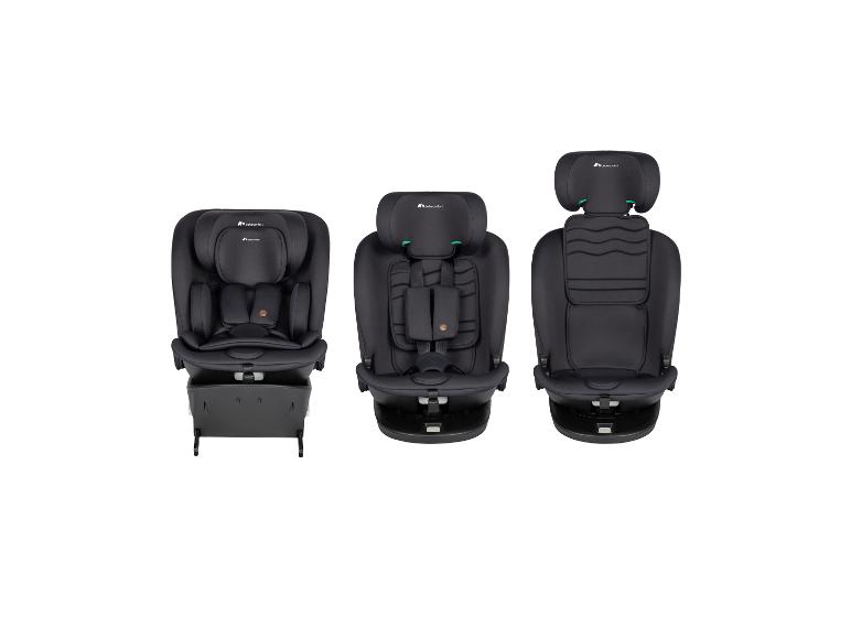 Drei schwarze Bebeconfort Kindersitze in verschiedenen Konfigurationen auf weißem Hintergrund.