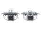 Zwei Edelstahltöpfe mit Deckeln, einer mit Dampfgareinsatz.