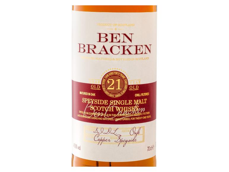 Eine Flasche 21 Jahre alter Speyside Single Malt Scotch Whisky, in Eiche gereift.