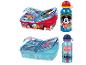 Zwei Brotdosen- und Trinkflaschen-Sets, eines rot mit Mickey Mouse, eines blau mit Stitch.