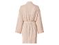Beiger Bademantel aus gekreppter Baumwolle mit Bindegürtel, Rückansicht.