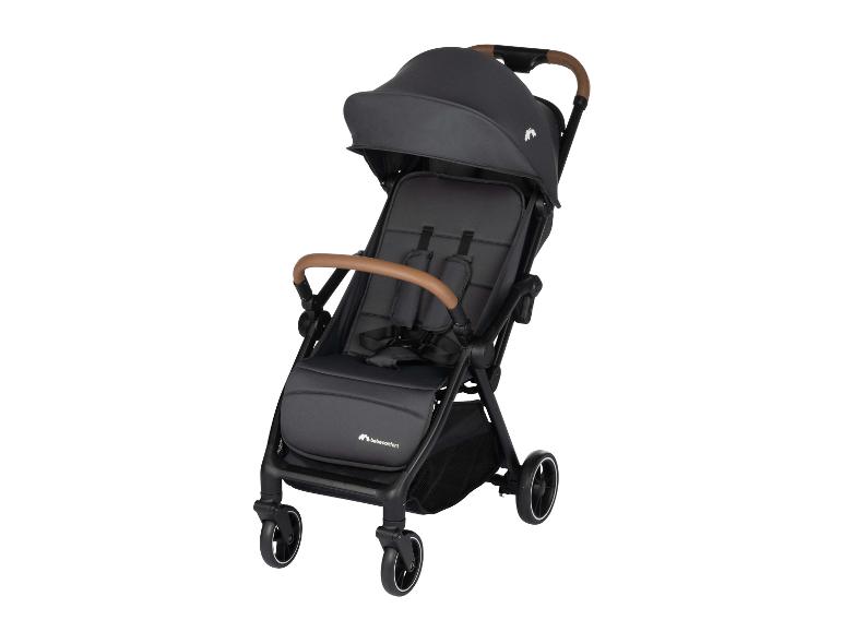 Dunkelgrauer Kinderwagen mit braunen Griffen und schwarzen Rädern