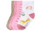 Vier Paar Babysocken in Braun, Rosa und Weiß mit Regenbogen- und Giraffenmotiven.