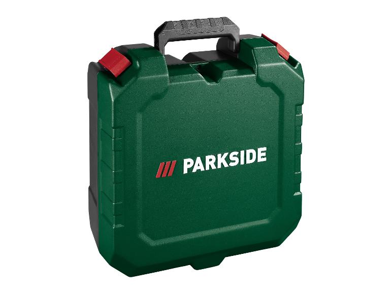 Ein dunkelgrüner Werkzeugkoffer mit schwarzem Griff und roten Verschlüssen, mit dem Parkside-Logo.