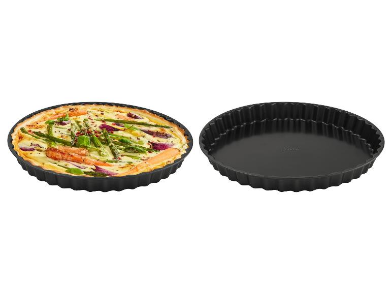 Kuchen in einer Silvercrest Tarteform.