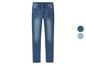 Blaue Skinny Jeans mit Schlitzen am Saum.