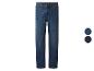 Herren-Jeans mit geradem Bein in dunklem Denim, mit zwei Farboptionen.