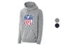 Graue Kapuzenjacke mit NFL-Logo.