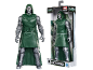 Doctor Doom Spielzeug-Actionfigur in und außerhalb der Verpackung.