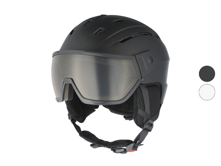 Ein schwarzer Skihelm mit integriertem Visier und verstellbaren Riemen.