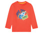 Orangefarbenes Langarmshirt für Jungen mit Rennauto-Motiv.