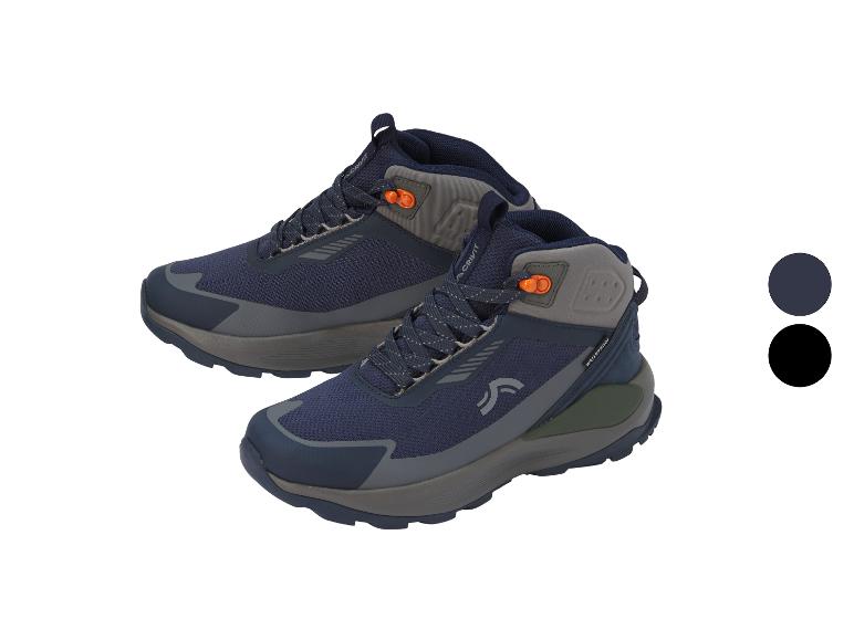 Ein Paar dunkelblaue und graue Wanderschuhe mit orangefarbenen Details auf weißem Hintergrund.