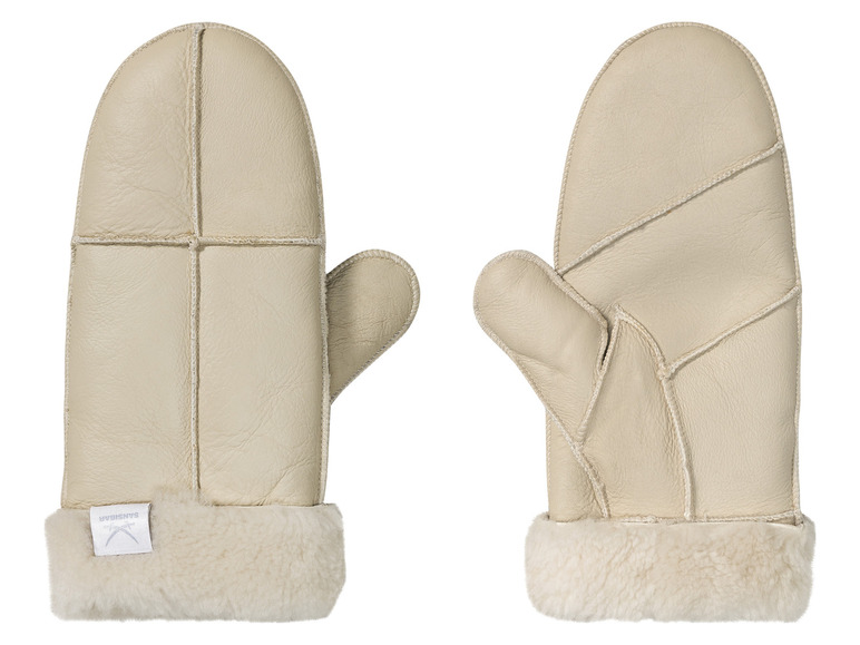 Ein Paar cremefarbene Lederhandschuhe mit Pelzbesatz von der Marke Sansisbar.