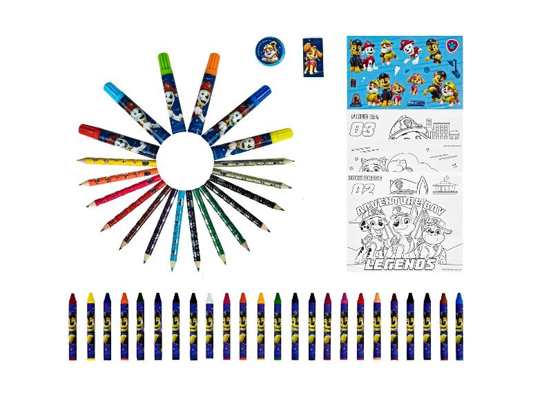 Kinderbastelset mit Markern, Buntstiften, Wachsmalstiften und Malvorlagen zum Thema Welpen.