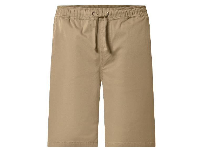Khakifarbene Shorts mit elastischem Bund und Kordelzug.