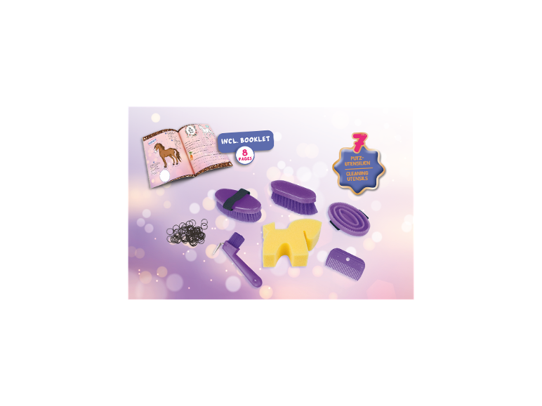 LENA Hobby Horsing Putzbox-Zubehör mit Bürsten, Schwamm, Kamm und einem 8-seitigen Booklet.