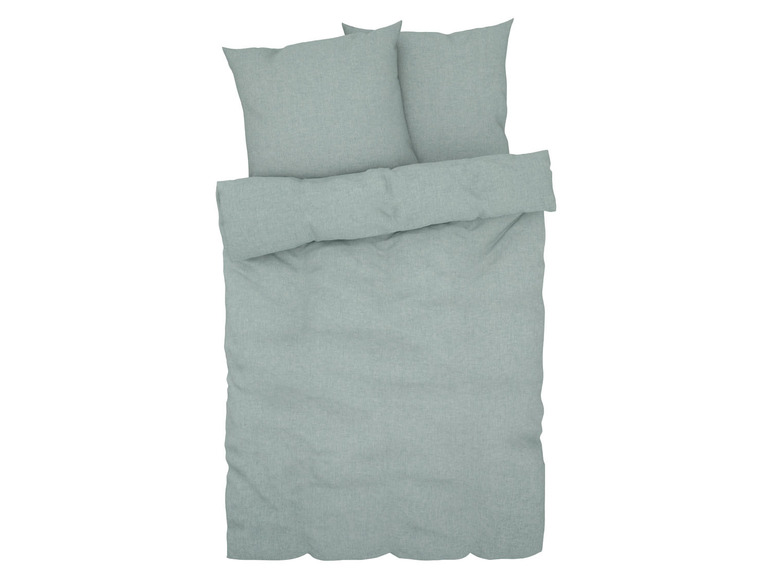 Ein hellblaues Bettbezug-Set mit zwei Kissenbezügen.