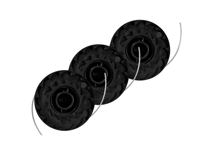 Drei Spulen mit Nylonfaden für einen Rasenmäher.