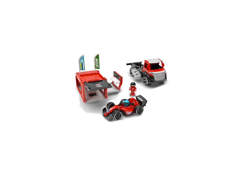 LENA TRUXX² Spielset mit rotem Lastwagen, Rennwagen und Boxengasse.