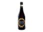 Flasche Rotwein Amarone della Valpolicella Classico mit einem schwarz-goldenen Etikett.