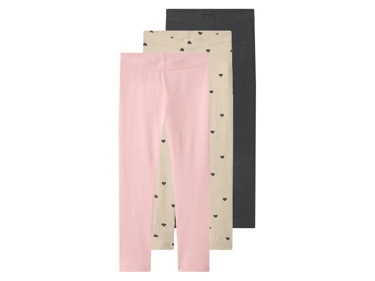 3er-Pack Mädchen-Leggings: rosa, beige mit Herzen und dunkelgrau.