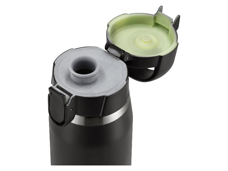 Schwarze Thermosflasche mit offenem grünem Deckel