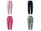 Kinder-Jogginghosen: rosa mit Schleifen, marineblau, fuchsia und grün mit Bären und Bällen.