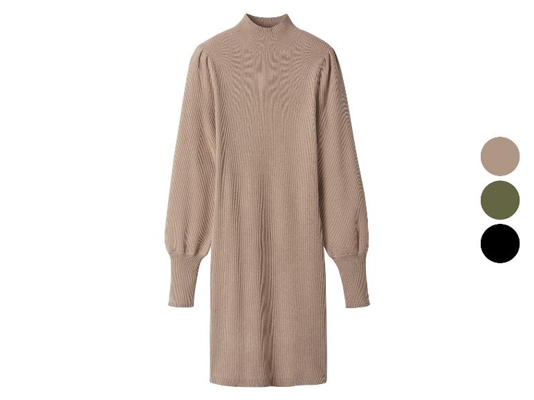 Beiges Strickkleid mit Stehkragen und Puffärmeln, mit Farboptionen.
