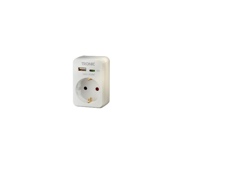 Weißer Steckdosenadapter mit USB-Anschlüssen, mit der Aufschrift MAX 20.0W PD.