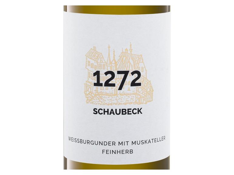 Etikett einer Weißweinflasche mit Gebäudedarstellung und dem Text „1272 SCHAUBECK“.