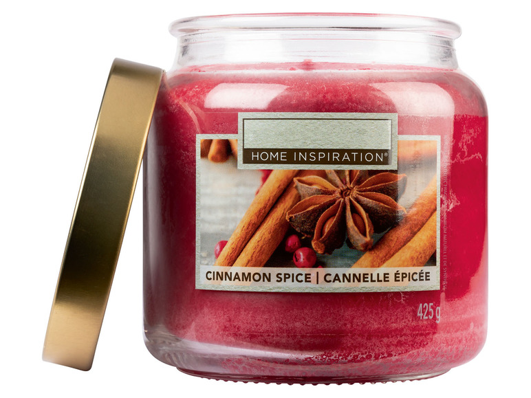 Duftkerze von Home Inspiration mit Zimt und Sternanis.