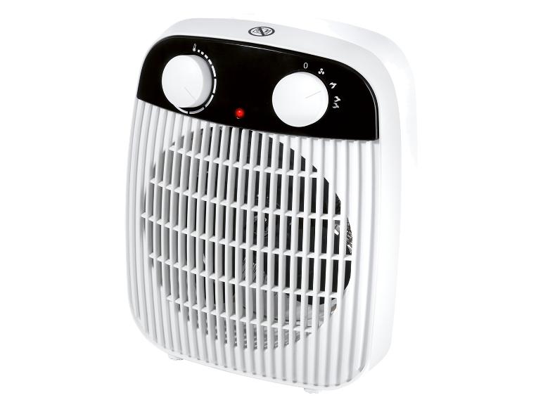 Ein weißer Heizlüfter mit zwei Drehknöpfen.