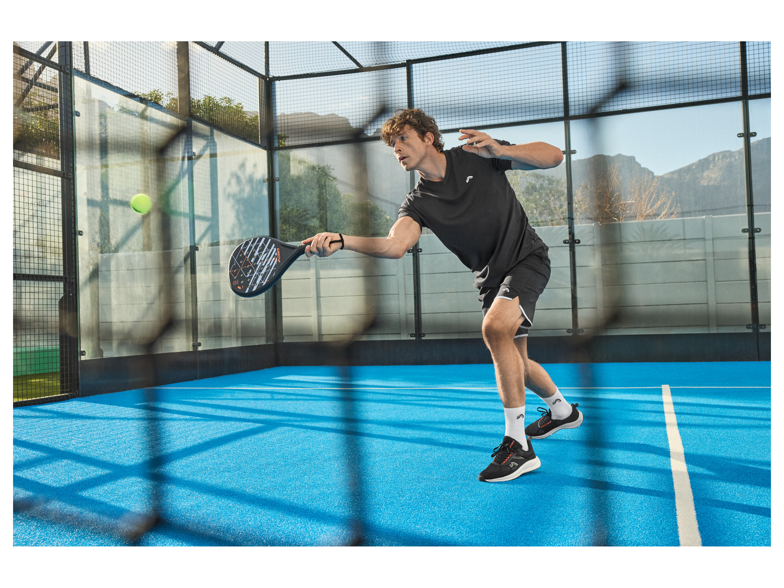 Thumbnail - CRIVIT Tennissocken Sport 3 Paar (weiß/schwarz/grau, 43/46)