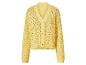 Hellgelbe Strickjacke mit Lochmuster, V-Ausschnitt und Knöpfen