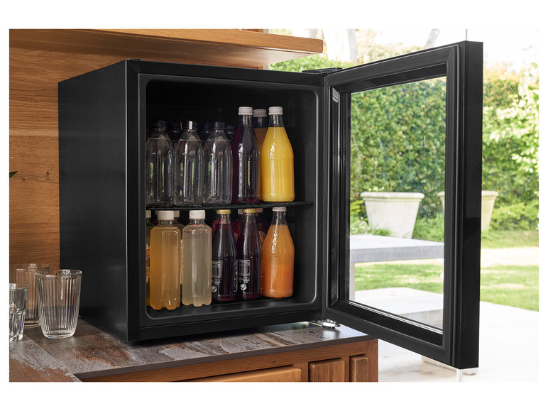 Gehe zu Vollbildansicht: SILVERCREST® KITCHEN TOOLS Getränkekühlschrank »SGK 48 A1«, mit Glastür - Bild 1