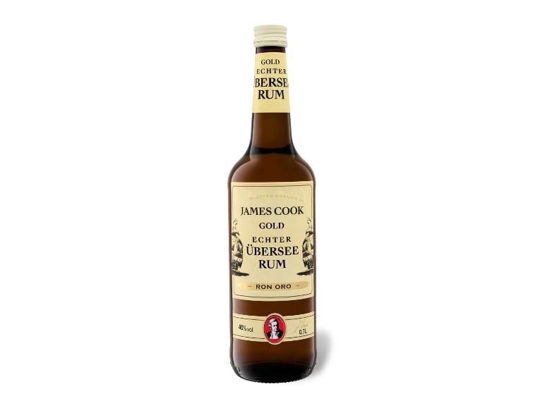 Flasche Goldrum mit Etikett „Gold Echter Übersee Rum“ und 40% Vol.