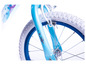 Ein blaues Kinderfahrrad mit weißen Reifen und einem Frozen-Motiv.