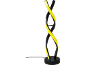 Moderne spiralförmige LED-Tischleuchte mit warmgelbem Licht auf schwarzem Hintergrund